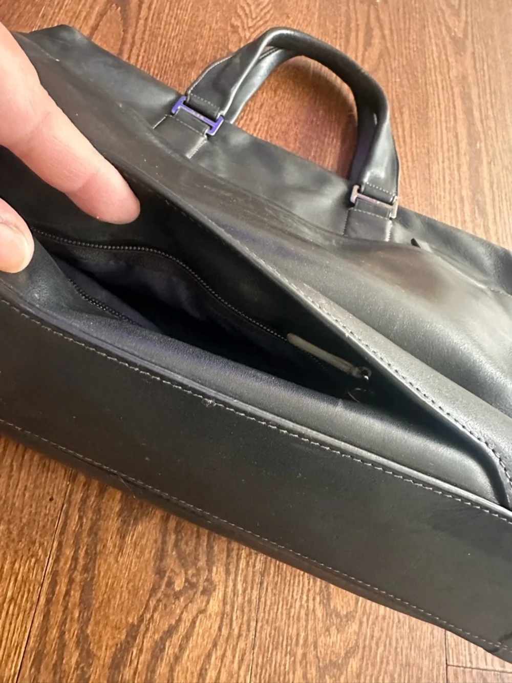 Tumi Black Leather Briefcase Tote with Front Zip Pockets